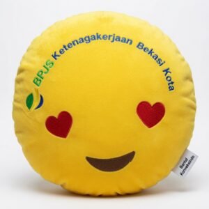 Jasa pembuatan bantal custom produksi Bantal Konveksindo untuk souvenir dan merchandise perusahaan.