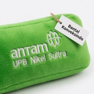 Merchandise perusahaan custom produksi Bantal Konveksindo untuk branding dan promosi bisnis.